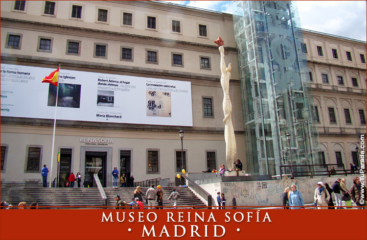 Tarjeta - Foto del Museo Reina Sofía - Madrid