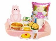 Desayuno Mamá Cigüeña Niña.