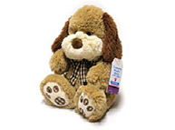 Perro sentado de peluche