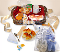 Desayuno con ropita de bebé (celeste)
